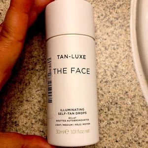 Tan luxe the face